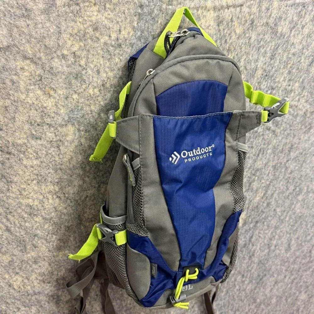 Outdoor Products 13L Hydration Backpack 2L Bladder Hiking Bike Blue Gray